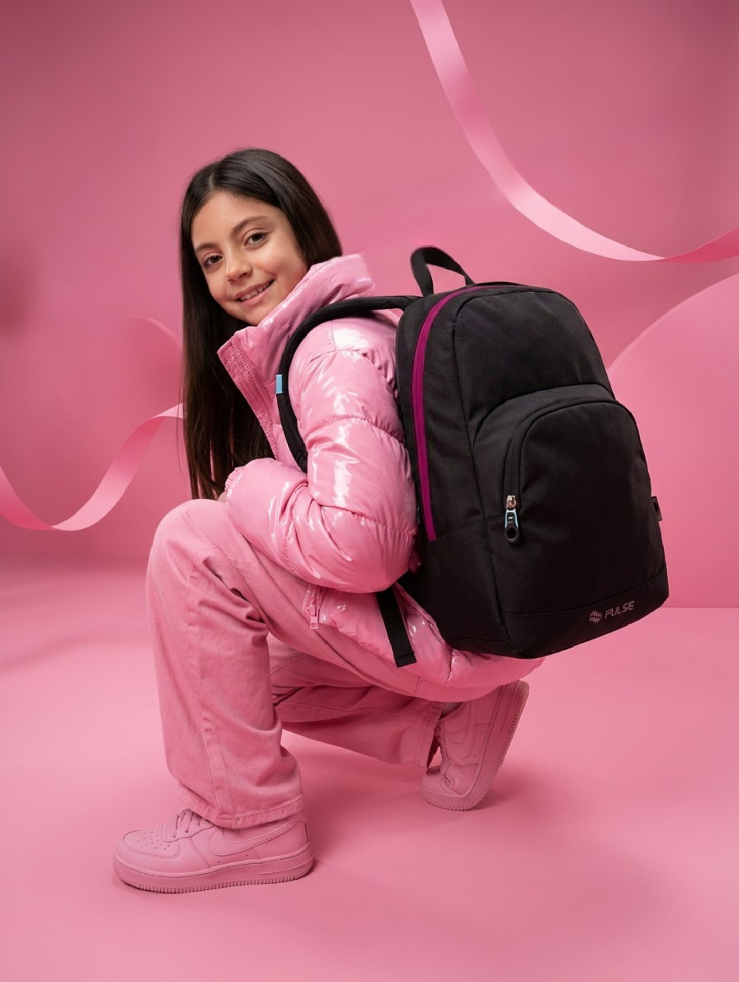 FLEX · Pink campaign close-up